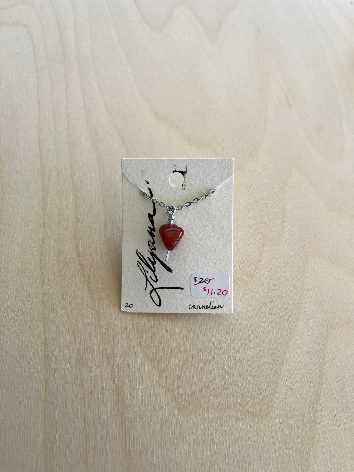 SIMPLE PENDANT NECKLACE