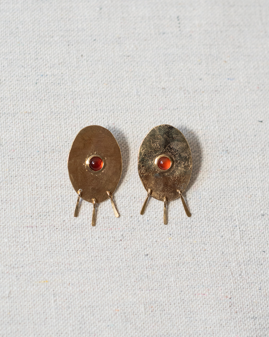 TRIS (CARNELIAN)
