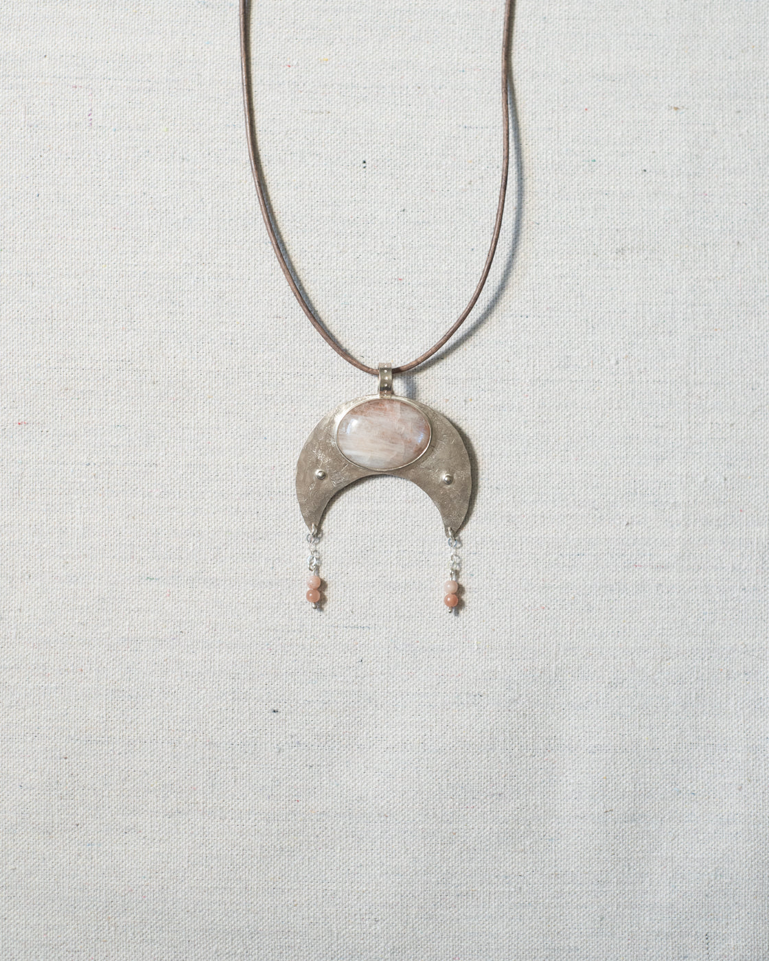 MOON (MOONSTONE)