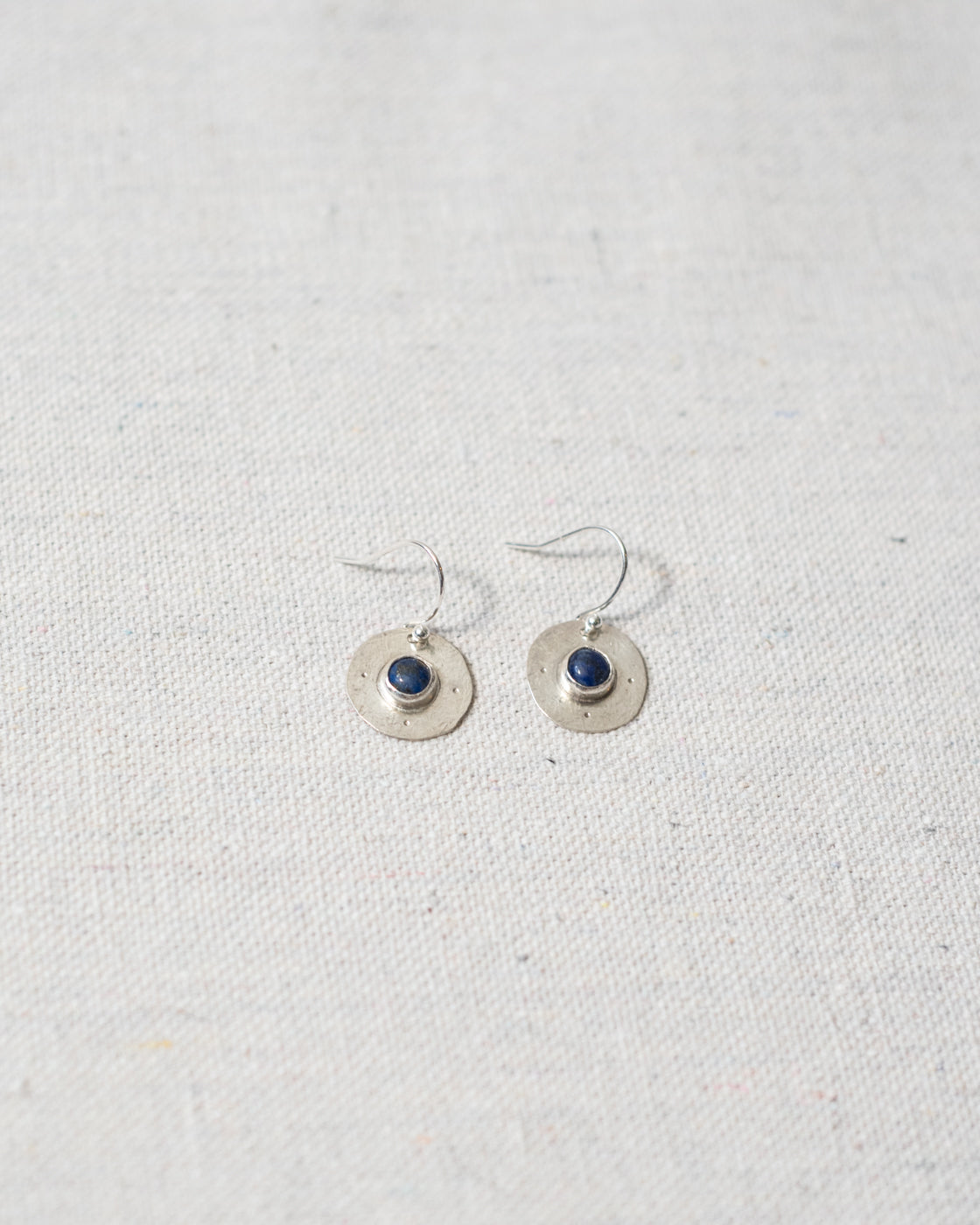 CENTRE (LAPIS)