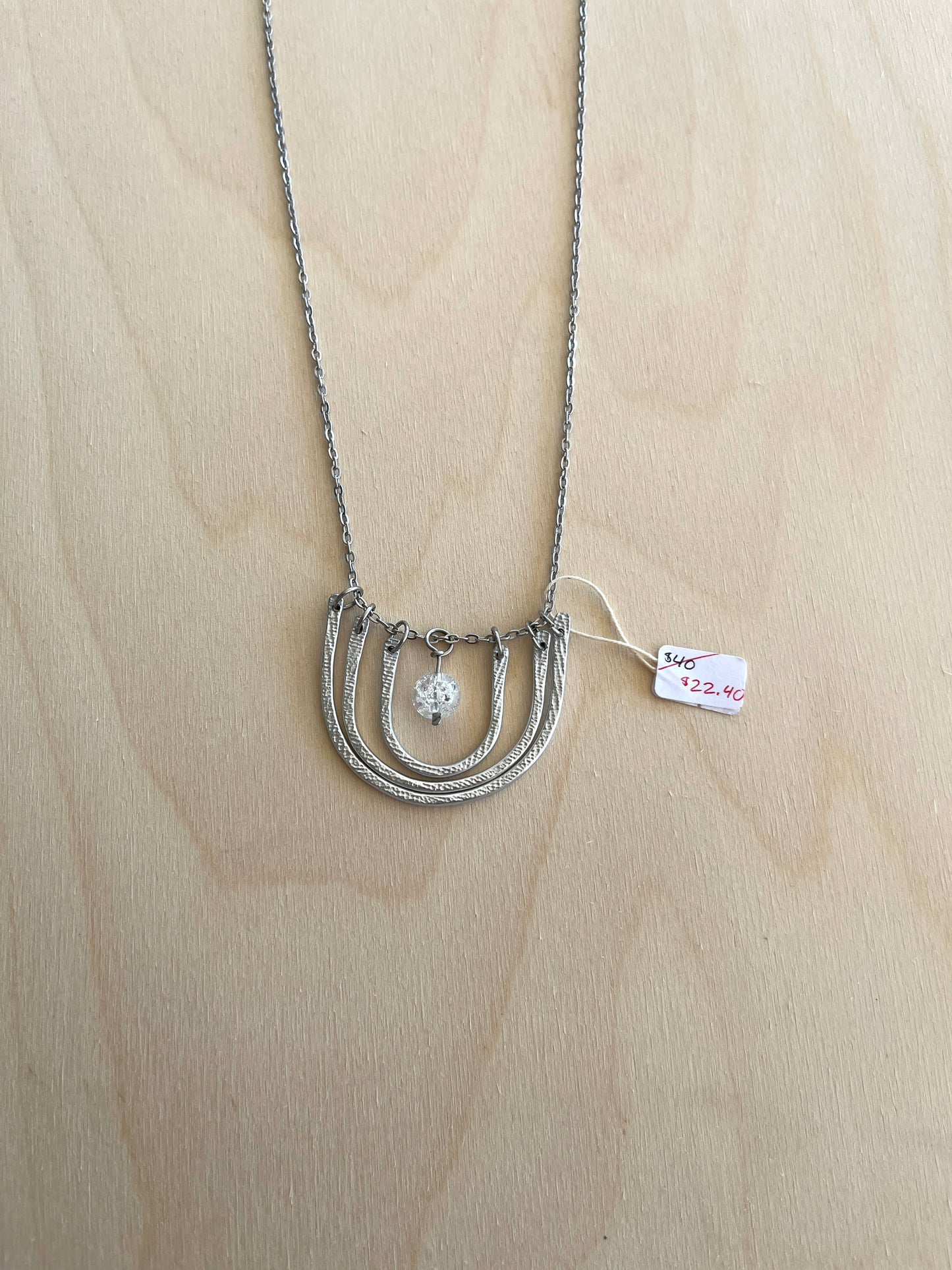ARCH NECKLACE