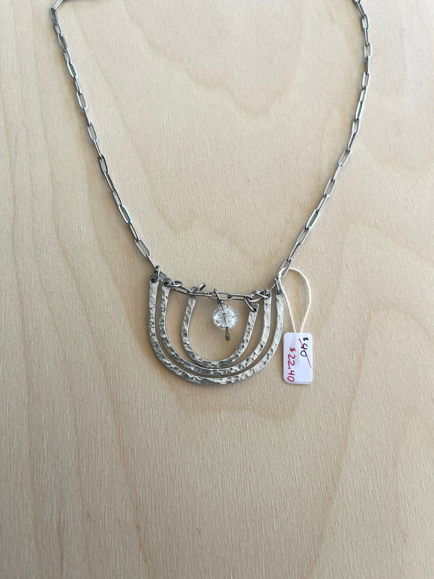 ARCH NECKLACE