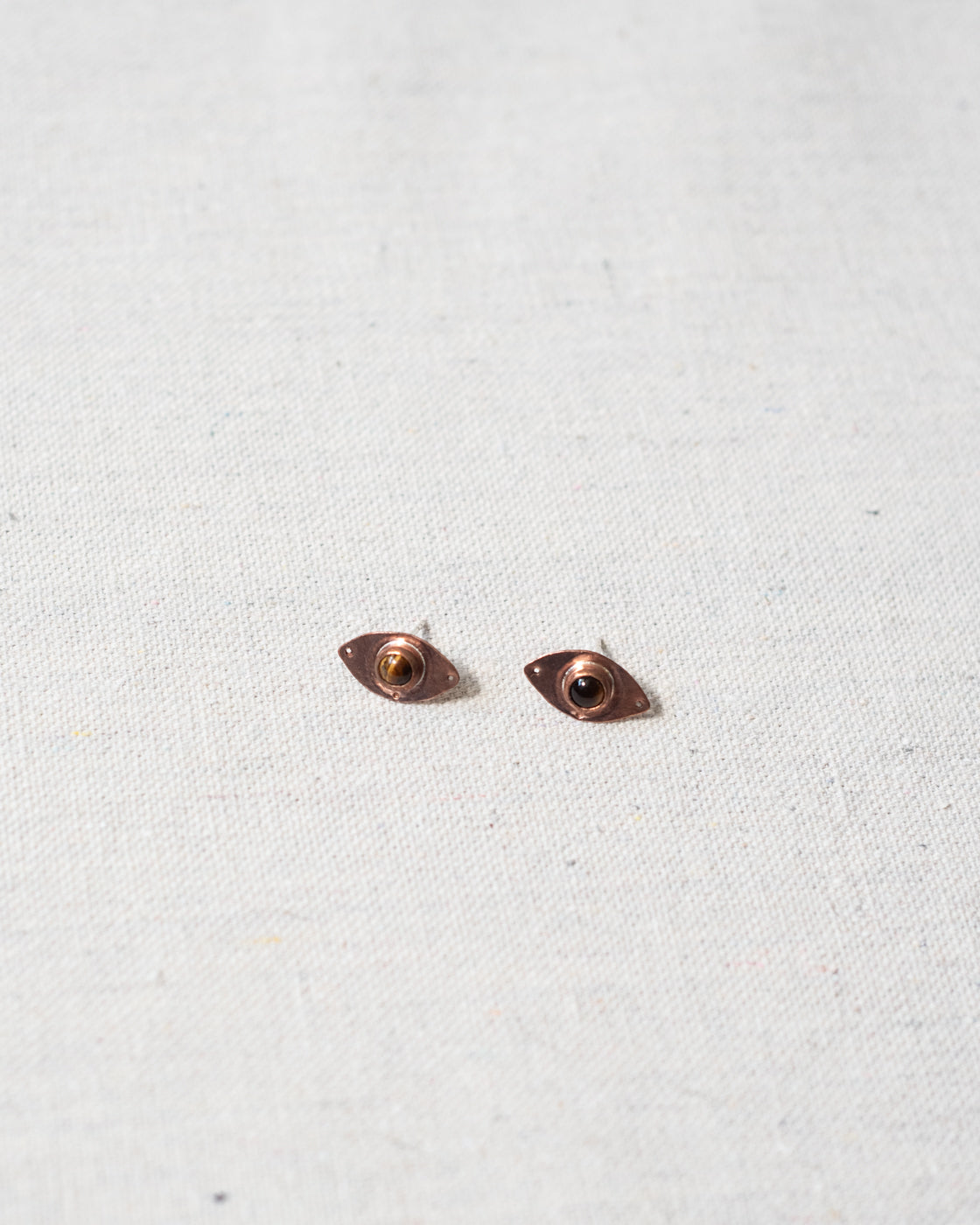 SIGHT (TIGERS EYE)