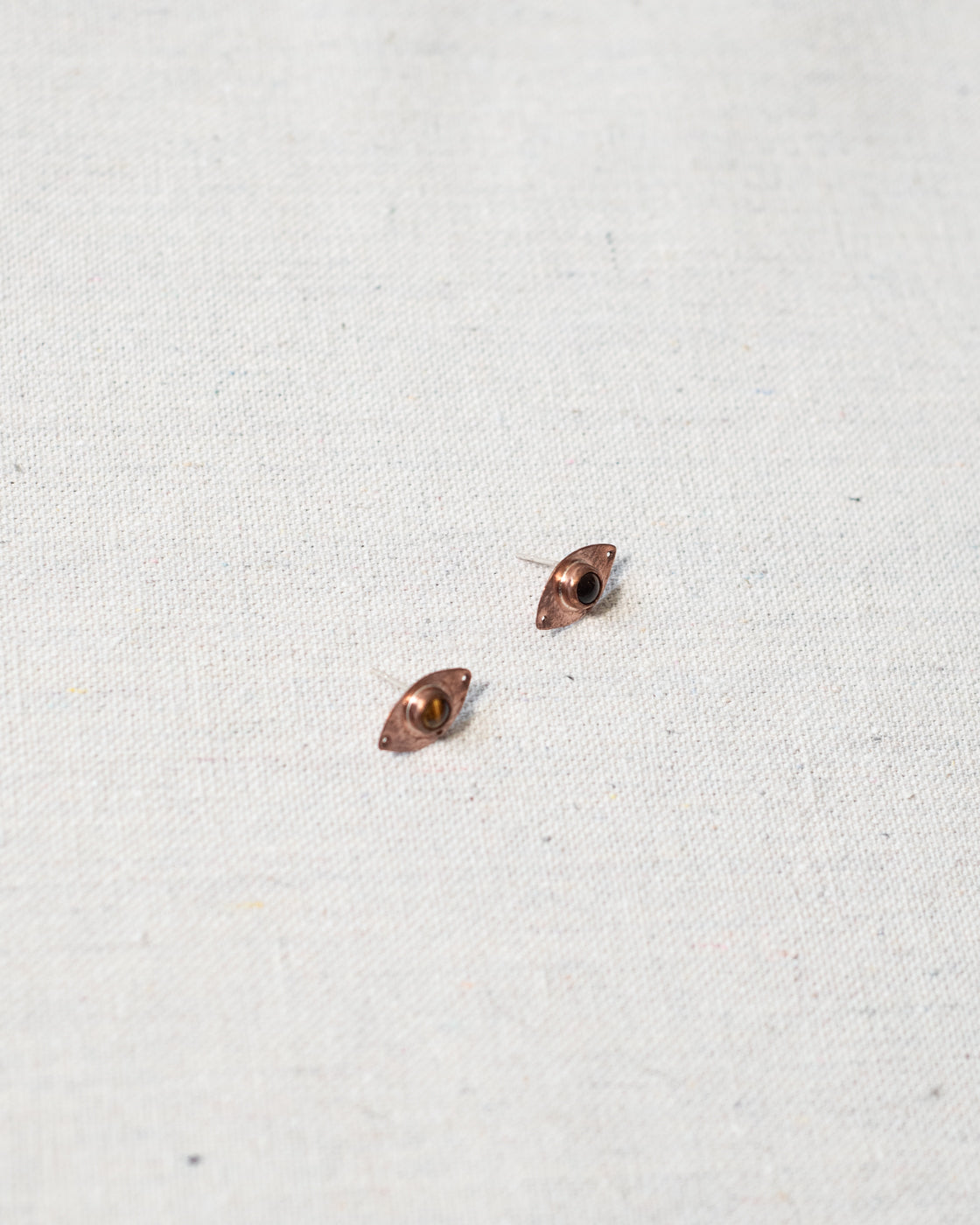 SIGHT (TIGERS EYE)