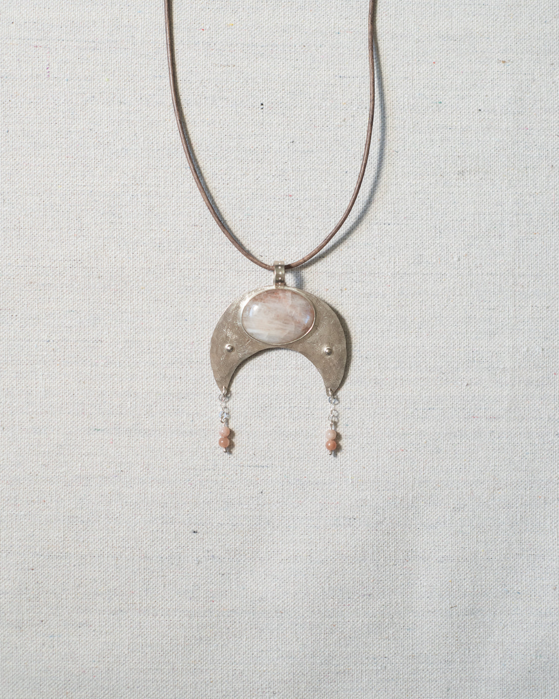 MOON (MOONSTONE)