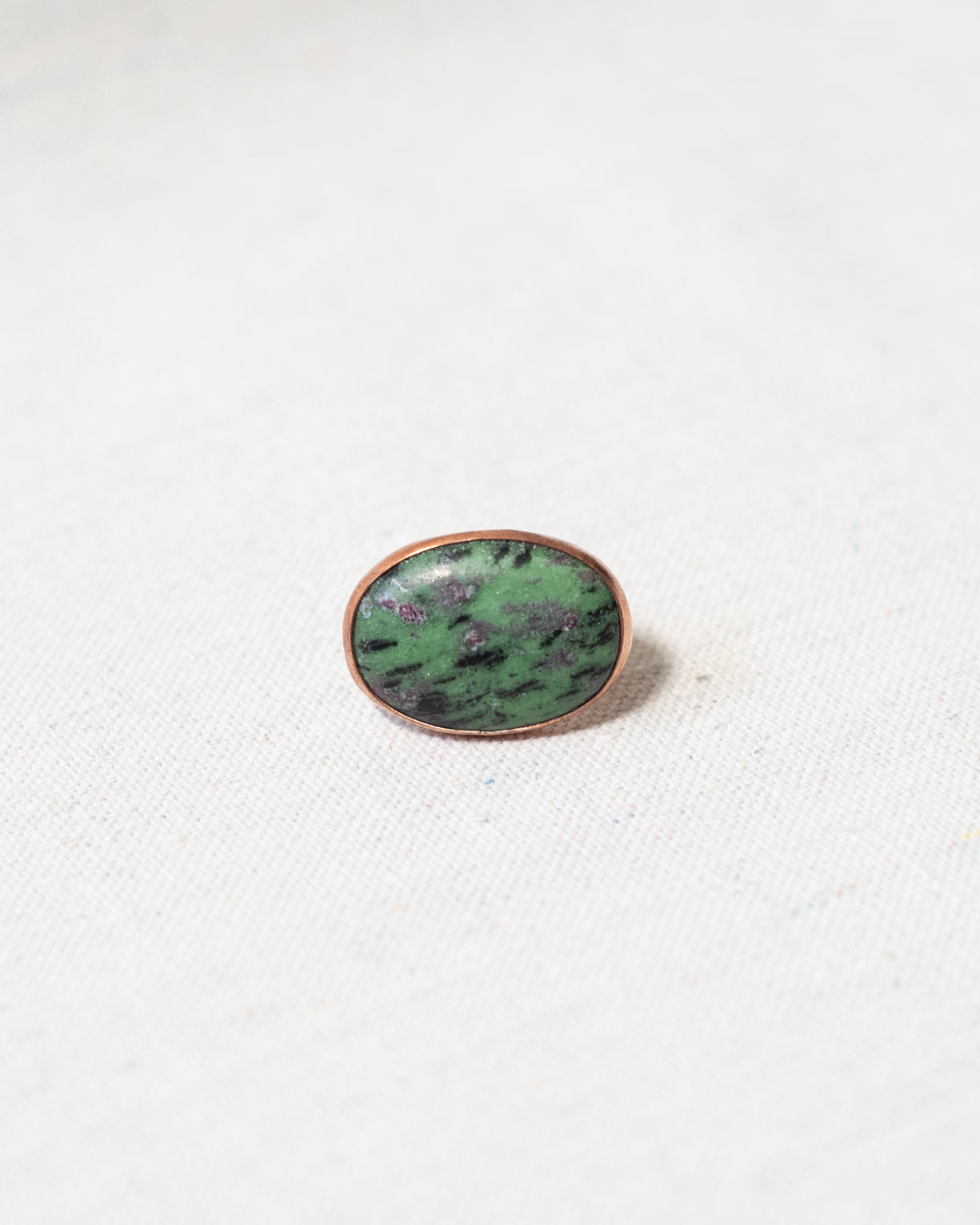 VISTA (RUBY ZOISITE)