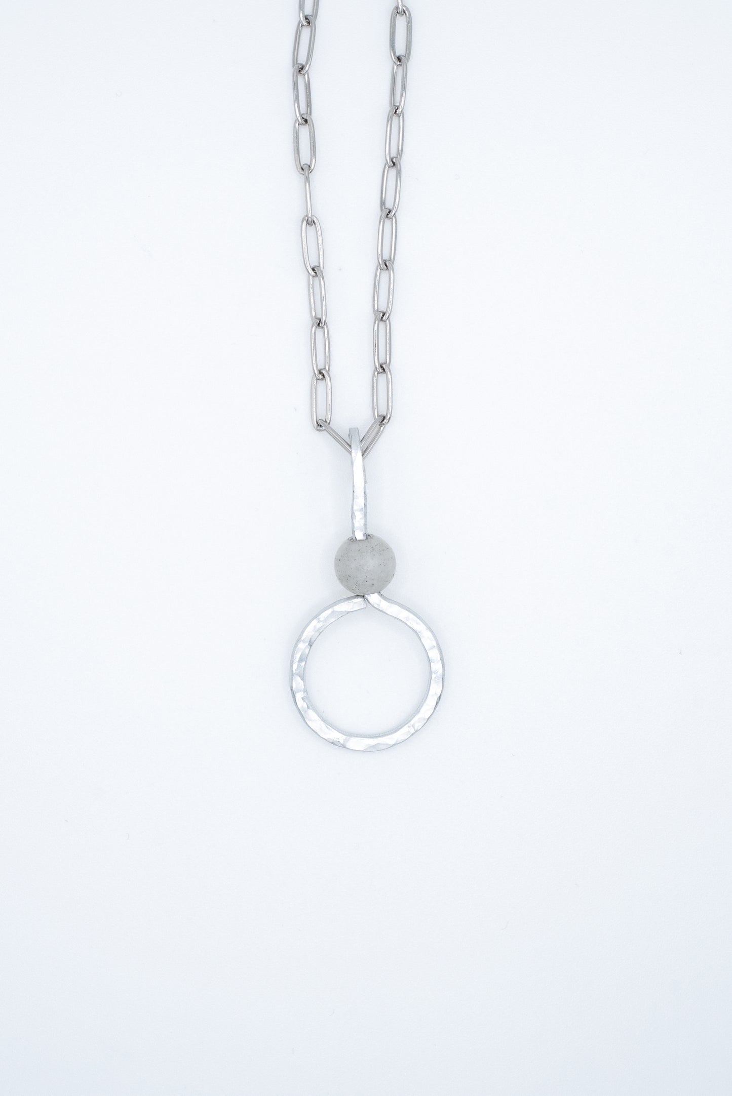 CIRCLE NECKLACE