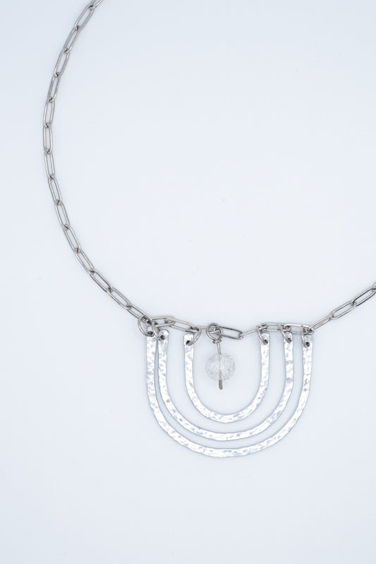 ARCH NECKLACE