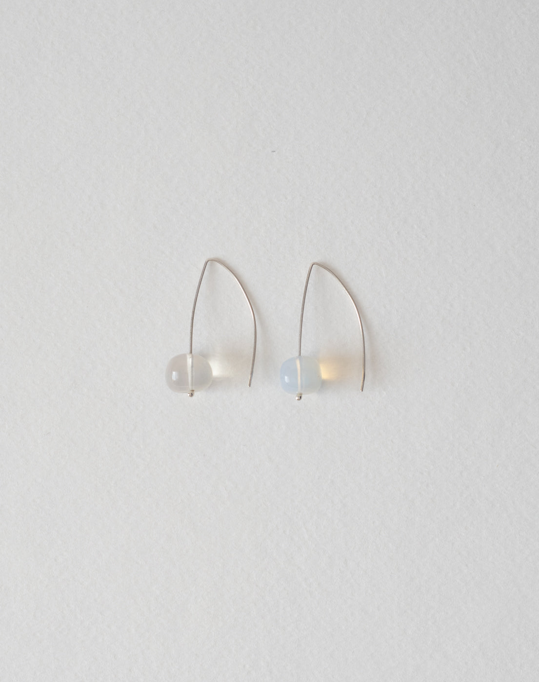 SUSPEND (OPALITE)
